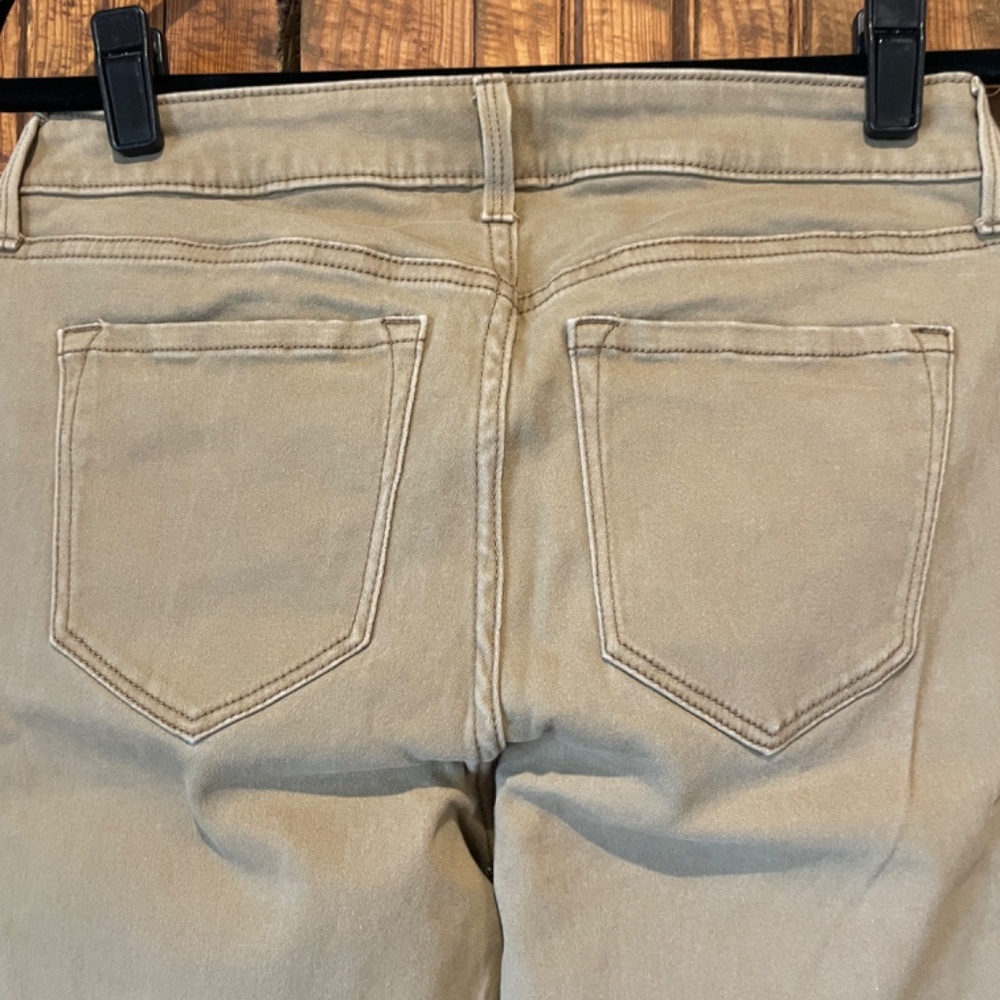 Old Navy Rockstar Mid-Rise Stretch Skinny Jeans - Size 6 - 2 pairs - Picture 13 of 15